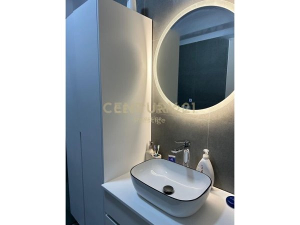 Tirane, jepet me qera apartament 2+1 Kati 7, 95 m² 600 € (Urban Gate ASTIR)