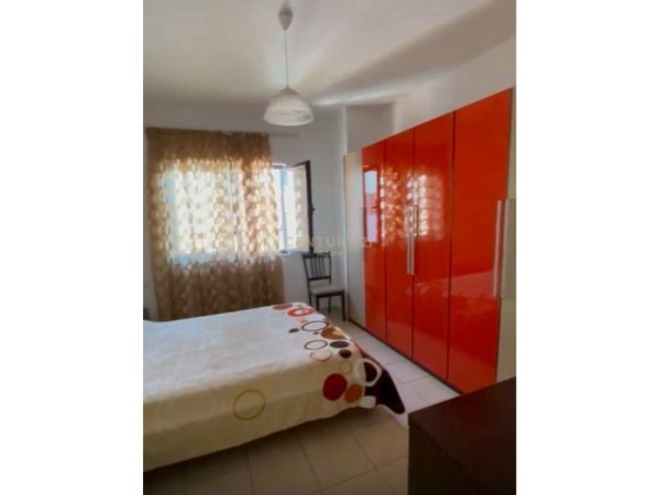 Tirane, jepet me qera apartament 2+1 Kati 3, 106 m² 600 € (Kodra e Diellit)