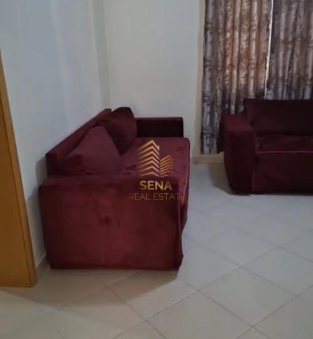 Tirane, jepet me qera shtepi 1+1 Kati 1, 70 m² 350 € (Rruga Egnatia)