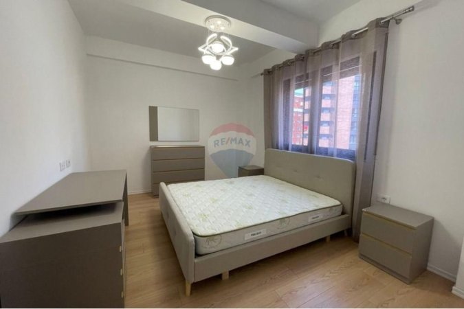Tirane, jepet me qera apartament 1+1+Aneks+Ballkon Kati 4, 76 m² 500 € (oasis residence)