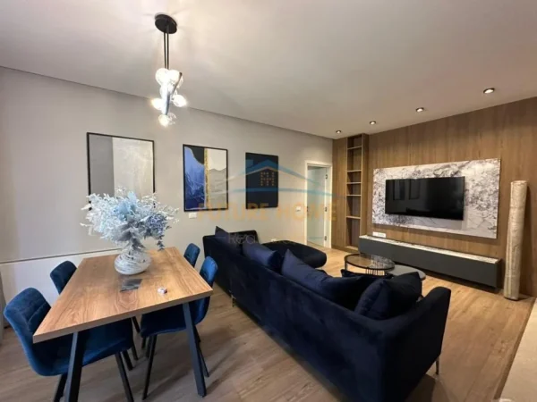 Tirane, jepet me qera apartament 2+1 Kati 4, 125 m² 1.500 € 