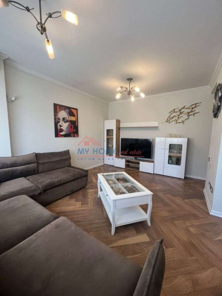 Tirane, shitet apartament 1+1+Ballkon Kati 4, 58 m² 103.000 € (Oxhaku)