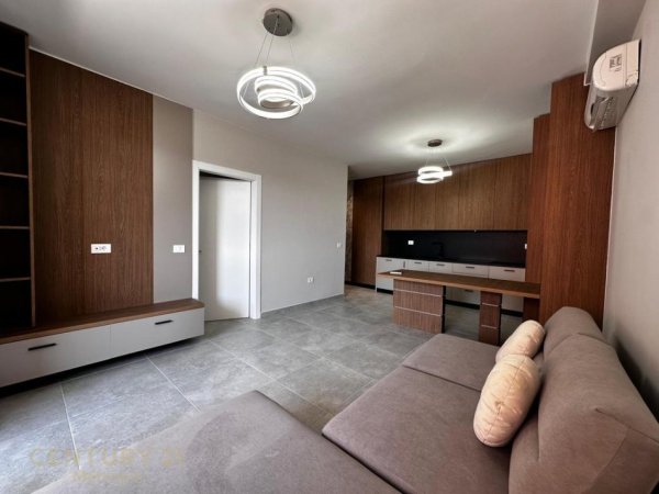 Tirane, shitet apartament 1+1 Kati 12, 72 m² 130.500 € (Golden Park, perballe Amerikan 3)