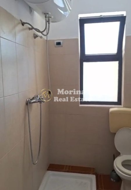 Tirane, jepet me qera shtepi 1+1 Kati 1, 70 m² 350 € (Don Bosko)