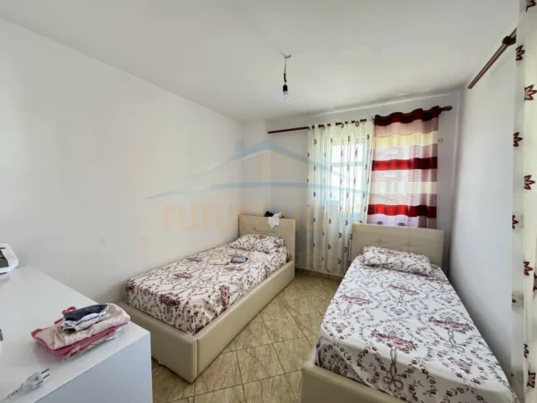 Tirane, shitet apartament 2+1 Kati 3, 84 m² 99.000 € (Kthesa kamzes)  UNA55671
