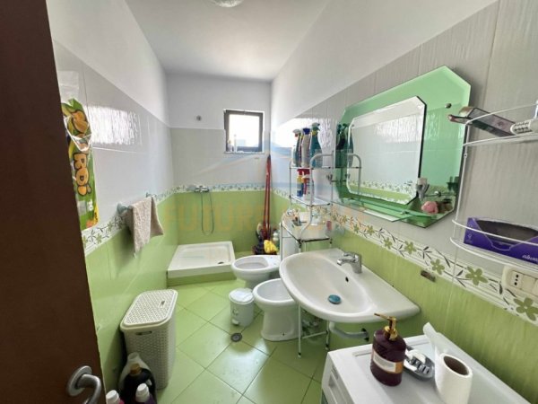 Tirane, shitet apartament 2+1 Kati 3, 84 m² 99.000 € (KTHESA KAMZES)