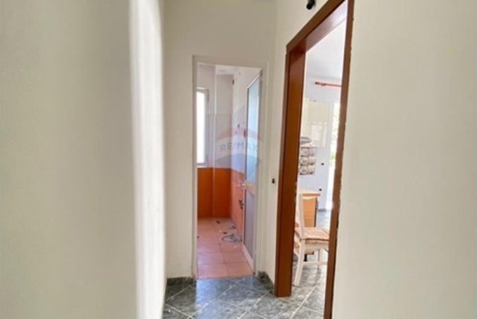 Tirane, shitet apartament 2+1+Ballkon , 96 m² 120.000 € 