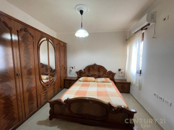 Tirane, jepet me qera apartament 2+1+Aneks+Ballkon Kati 9, 90 m² 650 € (Prane Tregut Elektrik)