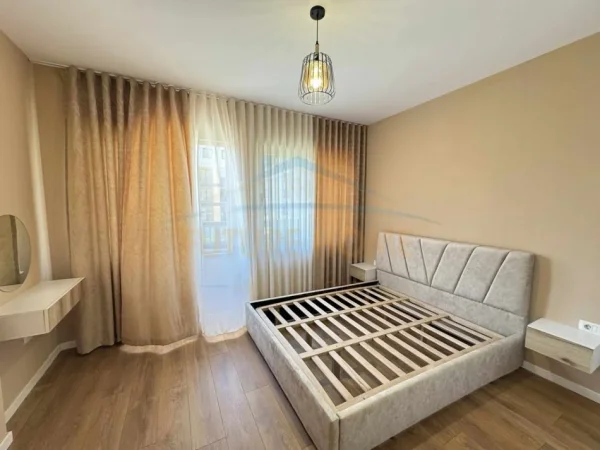 Tirane, shes apartament 2+1 Kati 3, 76 m² 119.000 € (Yzberisht)