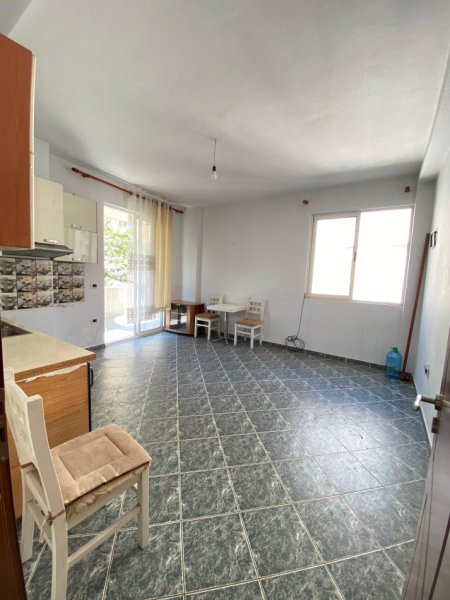 Tirane, shes apartament 2+1 Kati 3, 96 m² 120.000 € (Rruga Muhamet Deliu, Fresk, ID: 1008-6)