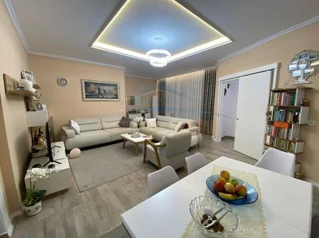 Tirane, shitet apartament 2+1 Kati 0, 82 m² 15.000.000 € 