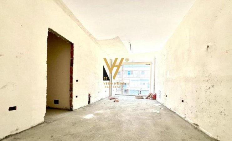 Tirane, shitet apartament 3+1+Ballkon Kati 6, 143 m² 429.000 € (KOMUNA E PARISIT)