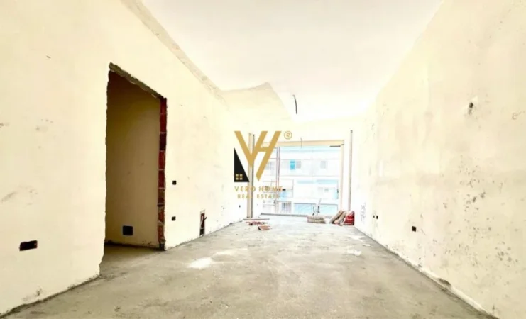 Tirane, shitet apartament 3+1+Ballkon Kati 6, 143 m² 429.000 € (KOMUNA E PARISIT)