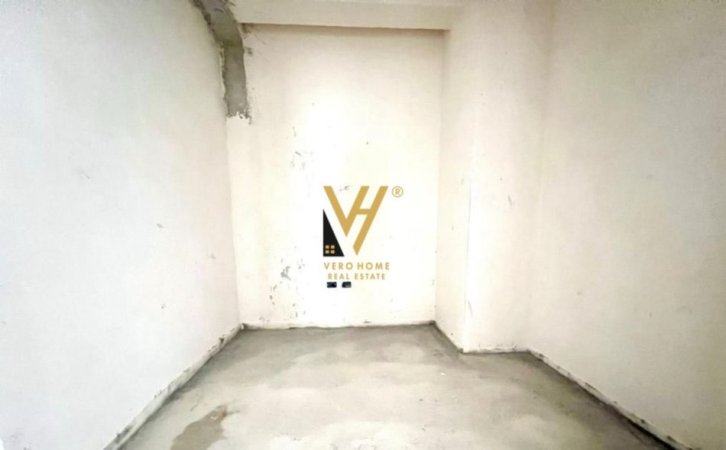 Tirane, shitet apartament 3+1+Ballkon Kati 6, 143 m² 429.000 € (KOMUNA E PARISIT)