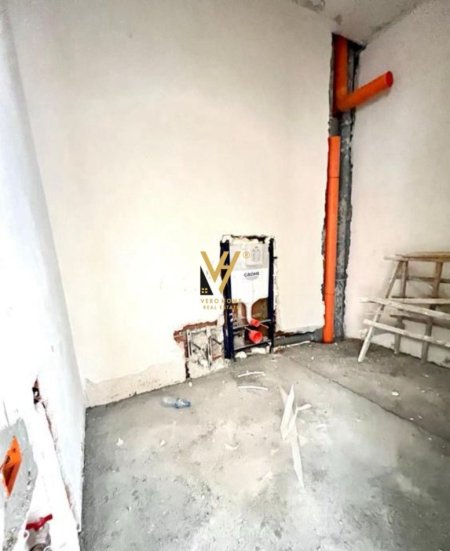 Tirane, shitet apartament 3+1+Ballkon Kati 6, 143 m² 429.000 € (KOMUNA E PARISIT)