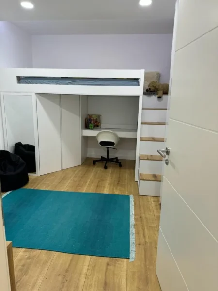 Tirane, shitet apartament 3+1 , 155 m² 465.000 € (Sunrise Residence)