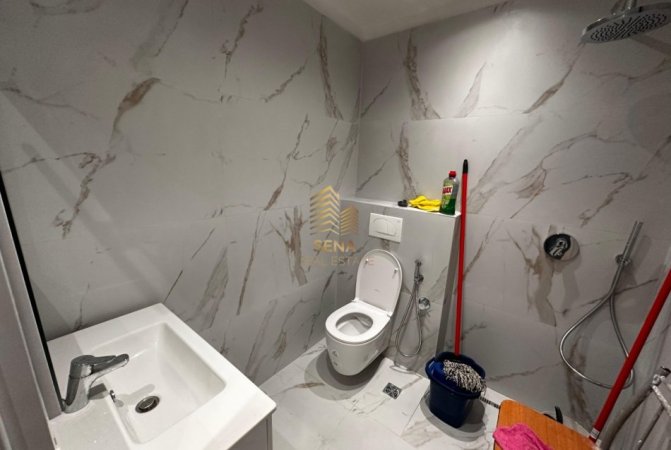 Tirane, jepet me qera apartament 1+1 Kati 2, 55 m² 550 € (Rruga Riza Cerova)