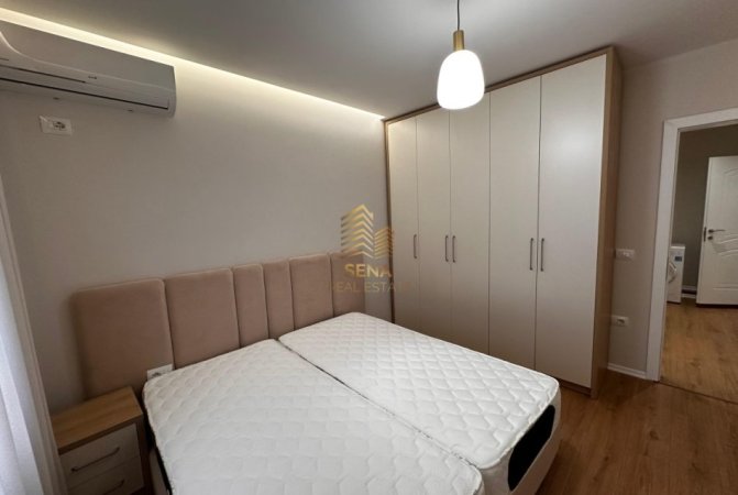 Tirane, jepet me qera apartament 1+1 Kati 2, 55 m² 550 € (Rruga Riza Cerova)