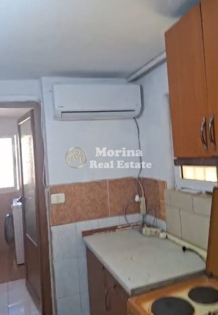 Tirane, jepet me qera garsonier 1+1 Kati 1, 40 m² 250 € 