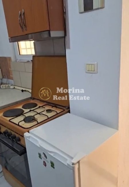 Tirane, jepet me qera garsonier 1+1 Kati 1, 40 m² 250 € 