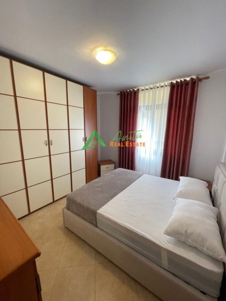 Tirane, jap me qera apartament 2+1 Kati 8, 78 m² (Qender, pas Piaces)