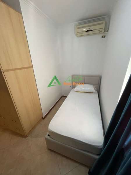 Tirane, jap me qera apartament 2+1 Kati 8, 78 m² (Qender, pas Piaces)