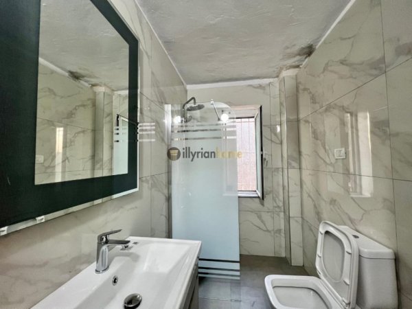 Tirane, jepet me qera apartament 3+1+Ballkon Kati 5, 95 m² 700 €