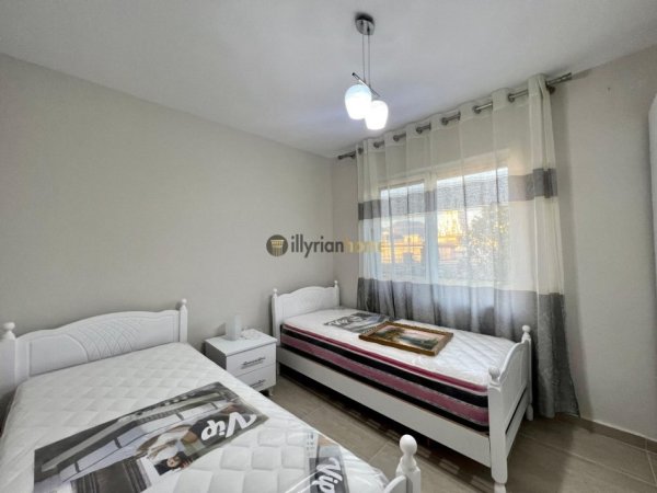 Tirane, jepet me qera apartament 3+1+Ballkon Kati 5, 95 m² 700 €