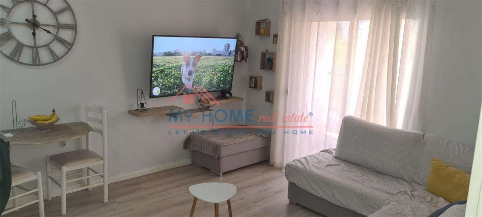 Tirane, shitet apartament 1+1+Ballkon Kati 2, 56 m² 116.000 € (Don Bosko)