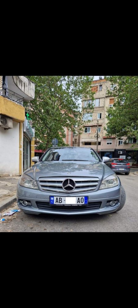 Tirane, shitet makine Mercedes-Benz C180 Kompressor Viti 2008, 7.200 Euro