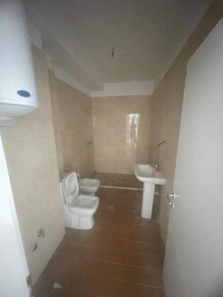 Tirane, shitet apartament 1+1+BLK Kati 2, 72 m² 230.400 Euro (Rruga e Elbasanit)