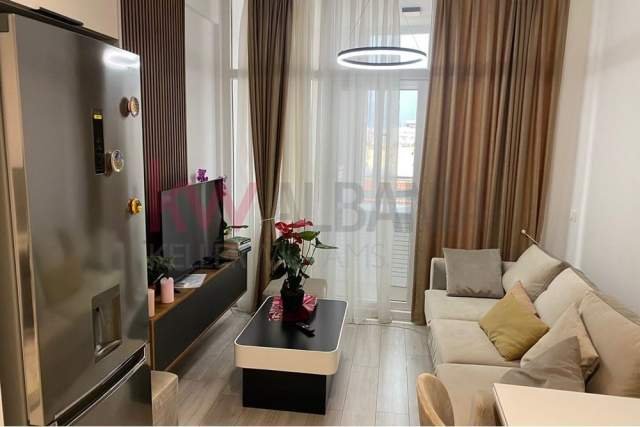 Tirane, jepet me qera apartament 1+1+BLK Kati 5, 83 m² 630 Euro (Rruga Medar Shtylla)