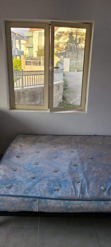 Tirane, jepet me qera apartament 1+1 Kati 1, 50 m² 20.000 Leke (MIHAL GRAMENO)