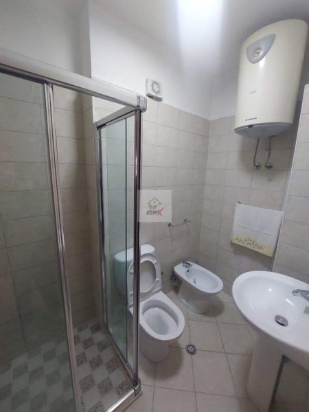 Durres, jepet me qera apartament 2+1+A+BLK Kati 7, 105 m² 500 Euro