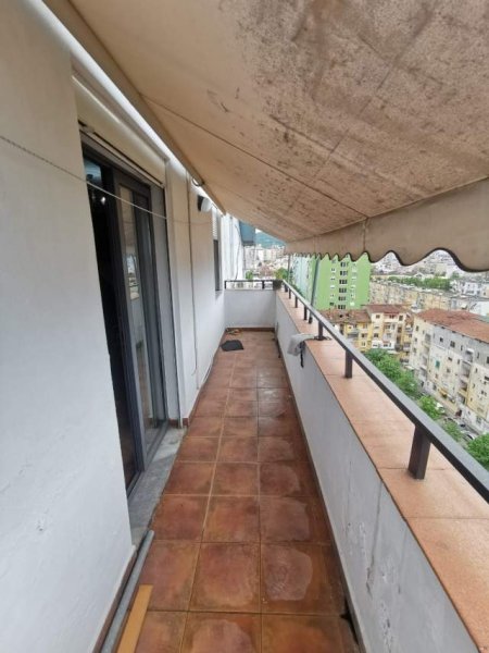 Tirane, shes apartament 2+1 Kati 11, 107 m² 150.000 Euro (myslym shyri)