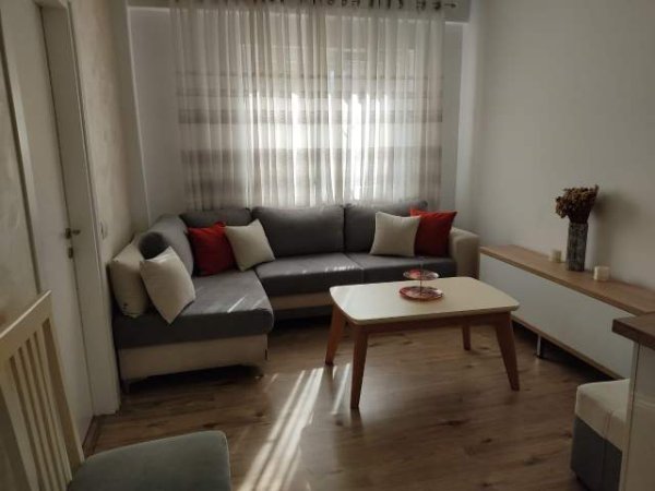 Tirane, jepet me qera apartament 2+1+BLK Kati 2, 92 m² 530 Euro (kompleksi kontakt)