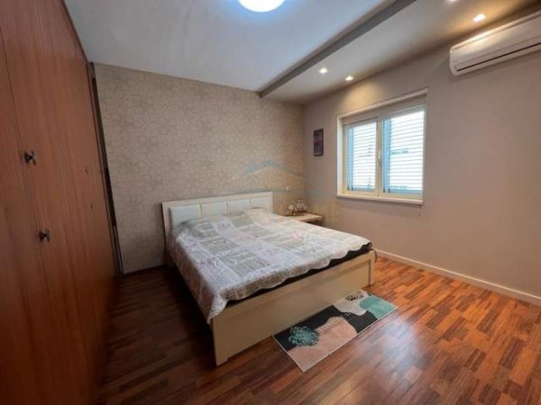 Tirane, shitet apartament 2+1+BLK Kati 5, 109 m² 185.000 Euro (Komuna e Parisit)