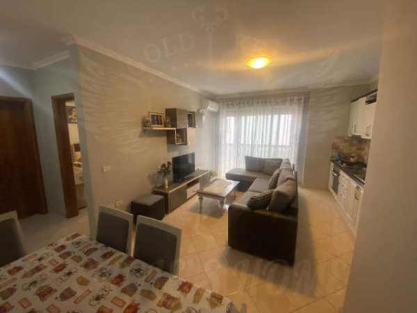 Durres, jap me qera apartament 1+1+BLK Kati 3, 75 m² 350 Euro (UJESJELLSI)