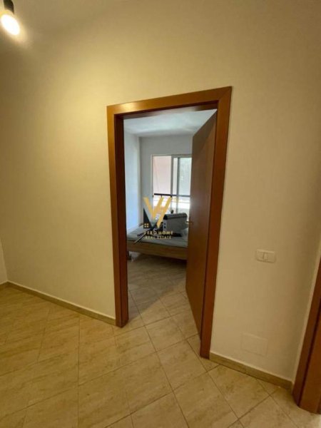 Tirane, shitet apartament 2+1+A+BLK Kati 6, 113 m² 105.000 Euro (unaza e re)