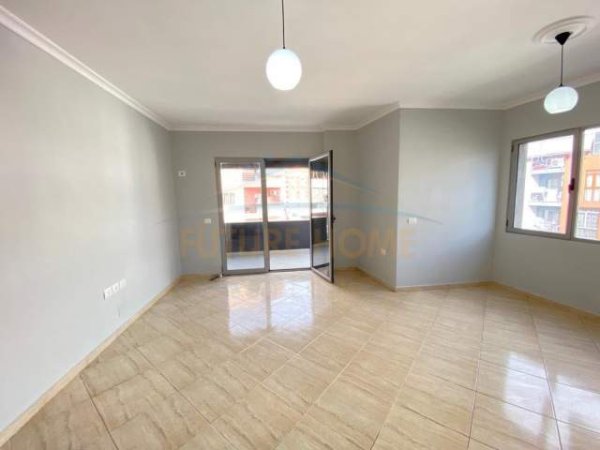 Tirane, shitet apartament 2+1 Kati 5, 114 m² 103.000 Euro (UNAZA E RE)