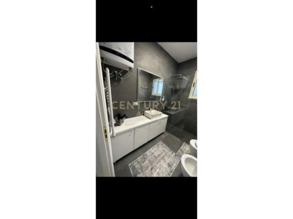 Tirane, shitet Penthouse 2+1+BLK Kati 5, 122 m² 159.000 Euro (Shkoze)