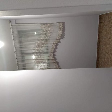 Tirane, jepet me qera garazh Kati 1, 80 m², 27.000 Leke (Rruga Kokonozve, Kodra e Priftit)