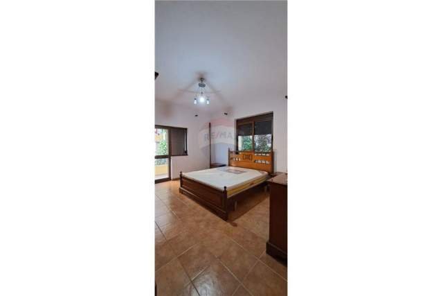 Tirane, jepet me qera apartament 2+1+BLK Kati 1, 150 m² 400 Euro (Selaudin Zorba)