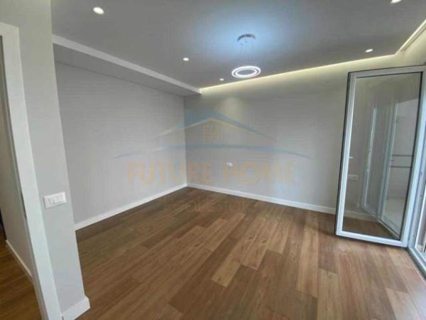 Tirane, jepet me qera apartament 2+1 Kati 7, 110 m² 350 Euro (Unaza E Re Astir)