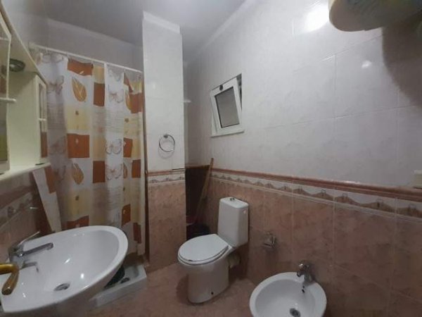 Tirane, shitet apartament 1+1 Kati 9, 68 m² 125.000 Euro tek Myslym Shyri ,Hime Kolli