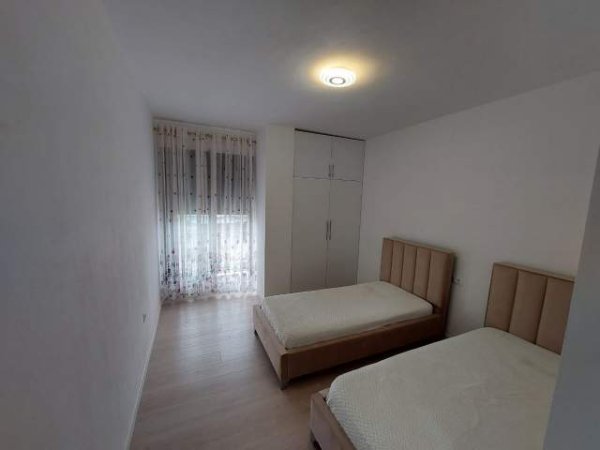 Tirane, jepet me qera apartament 2+1+BLK Kati 5, 97 m² 450 Euro (Astir, Vila L)