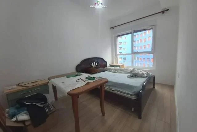 Tirane, jepet me qera apartament 2+1 Kati 4, 80 m² 400 Euro (ali)