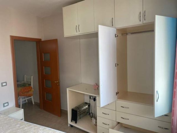 Tirane, jepet me qera apartament Kati 3, 70 m² 350 Euro (Astir, Prane Vero kafe)