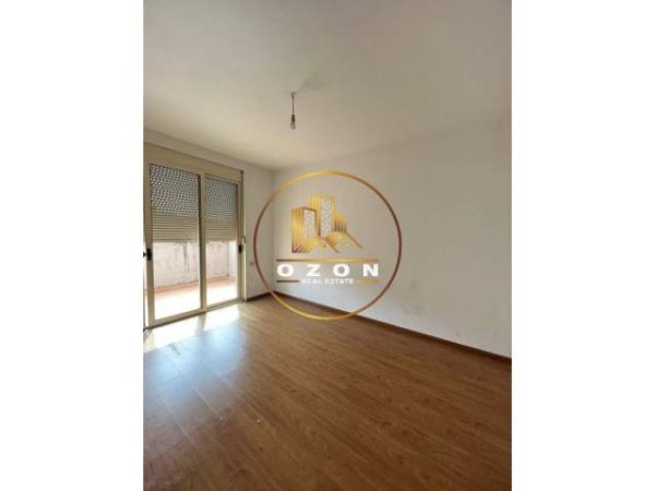 Tirane, jepet me qera apartament 2+1+BLK Kati 7, 35.000 (Vila L)