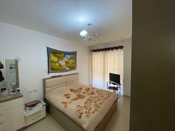 Tirane, shitet apartament 2+1 Kati 5, 117 m² 124.000 Euro (astir)